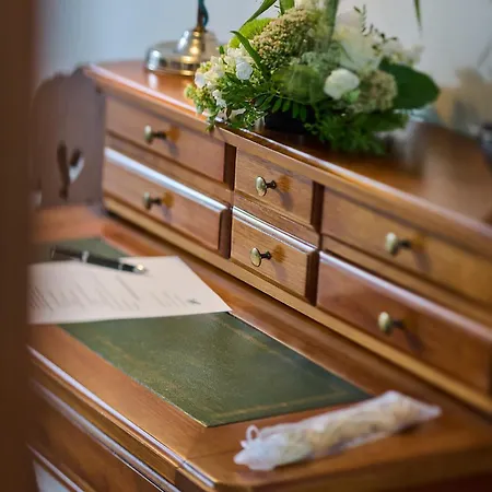 Le Clos De La Vieille Dame Bed & Breakfast